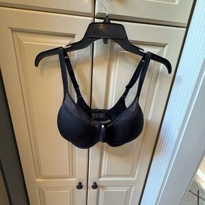 Bali Black Molded Cup Bra with Adjustable Straps